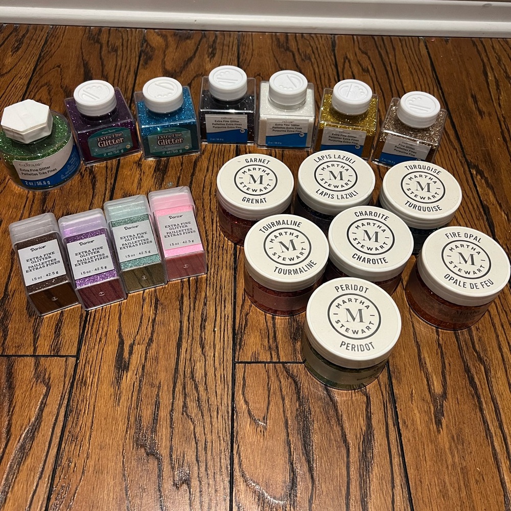 GLITTER LOT CREATOLOGY/ DARICE / MARTHA STEWART EXTRA FINE AND CHUNKY GLITTER